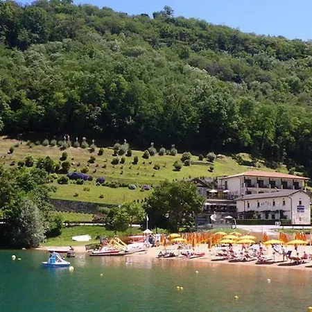 In Villa Armeno